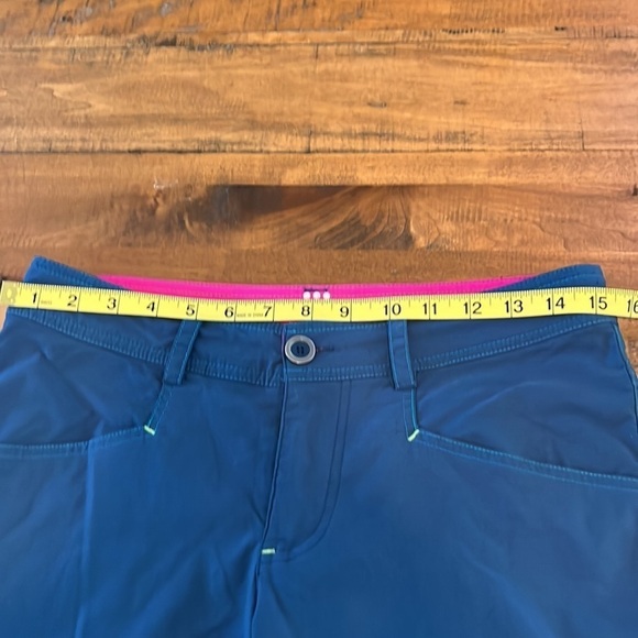 TITLE Nine Bermuda shorts, small - Picture 5 of 7